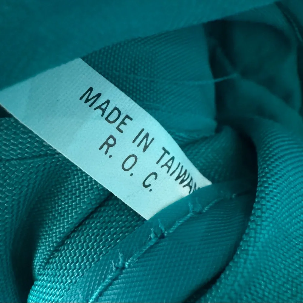 Vintage Alpine Duffel Bag–Teal Canvas Gym/Travel Bag with Retro Mountain Graphic